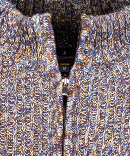 Strickpullover mit Stehkragen