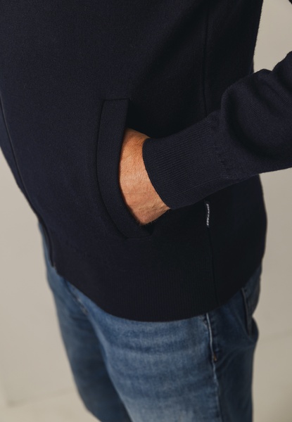Strickjacke