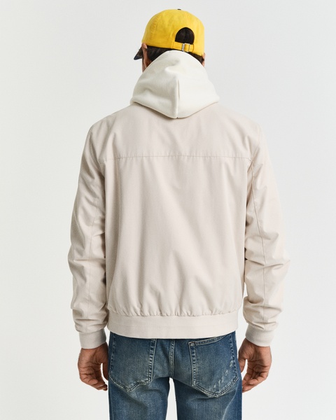 Leichte Jacke